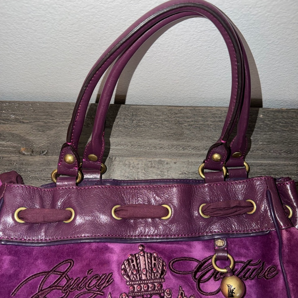 Vintage Y2K Juicy Couture Daydreamer bag in purple velvet EUC - Picture 13 of 16